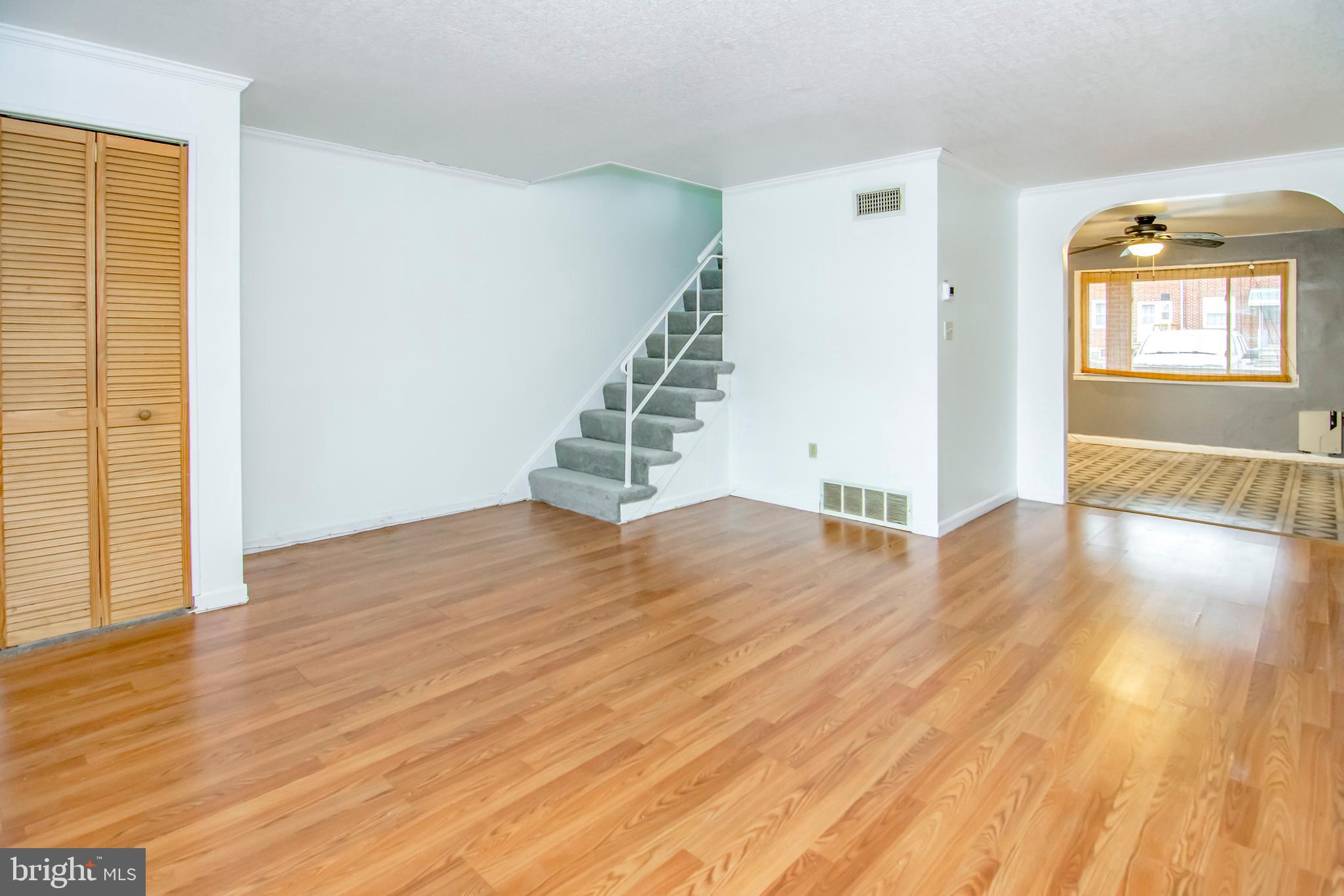 2030 Kelmore Road Baltimore, MD 21222 - Photo 3 of 19