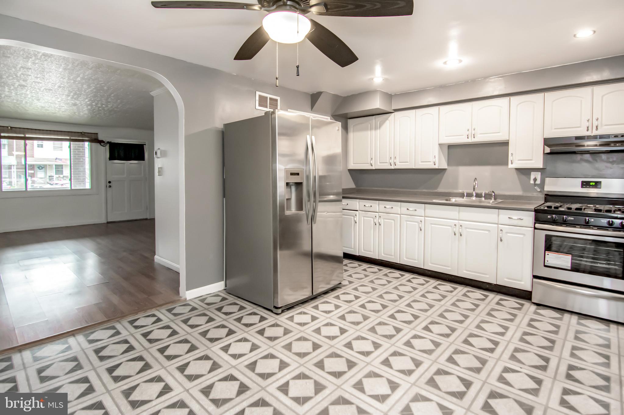 2030 Kelmore Road Baltimore, MD 21222 - Photo 6 of 19 SS Appliances