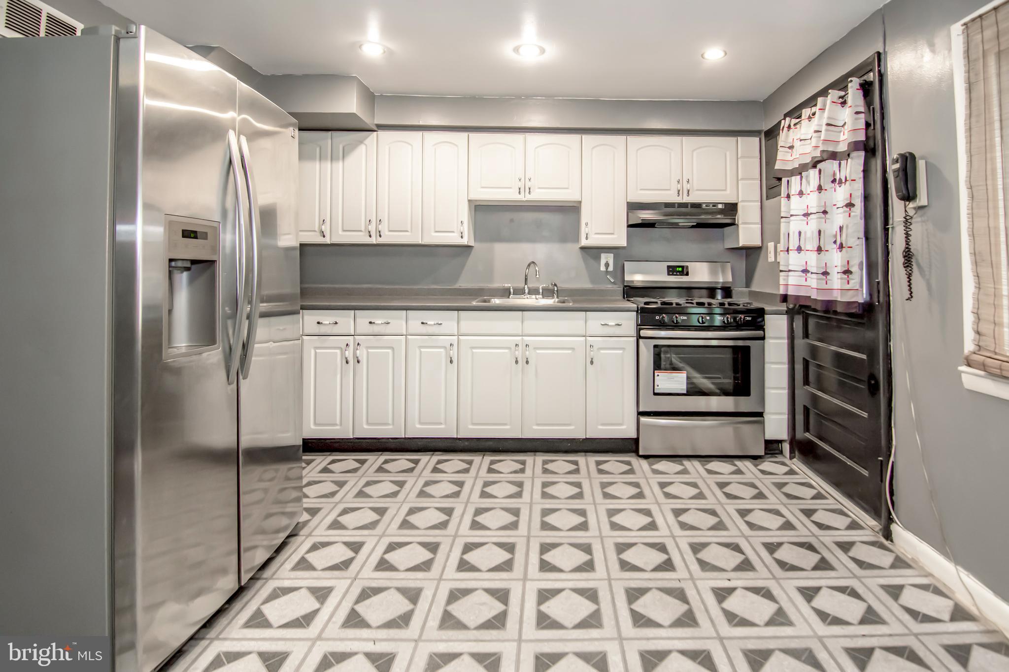 2030 Kelmore Road Baltimore, MD 21222 - Photo 8 of 19