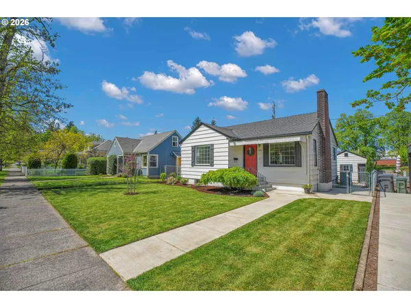 $474,900 | 336 Northwest 3rd Avenue, Canby, OR 97013