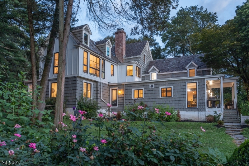 45 Village Road New Vernon, NJ 07976 - Photo 29 of 45