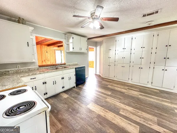 $279,000 | 129 Mallory Drive, LaGrange, GA 30241