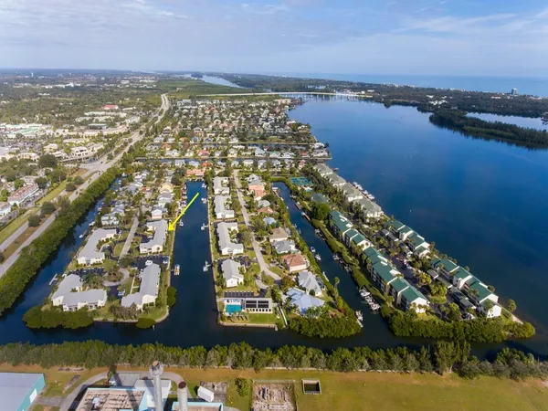 $2,200 | 1860 Robalo Drive, Unit 203A, Vero Beach, FL 32960