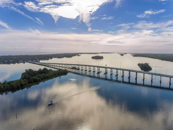 $2,200 | 1860 Robalo Drive, Unit 203A, Vero Beach, FL 32960