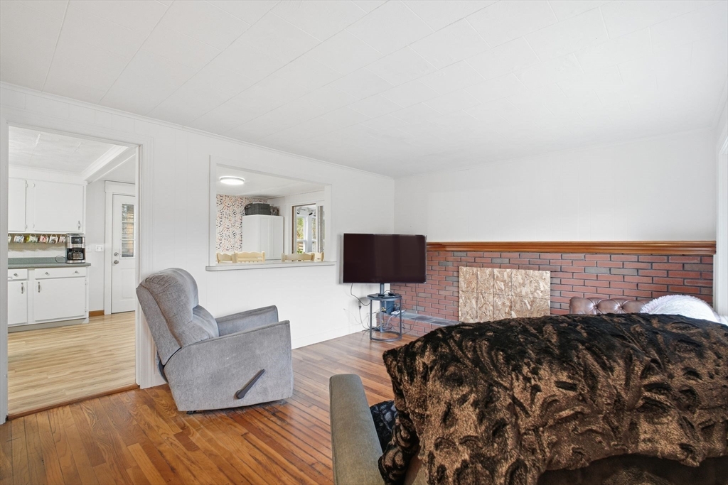 18 Mumford Road Sutton, MA 01590 - Photo 12 of 41 Gallery Image 12