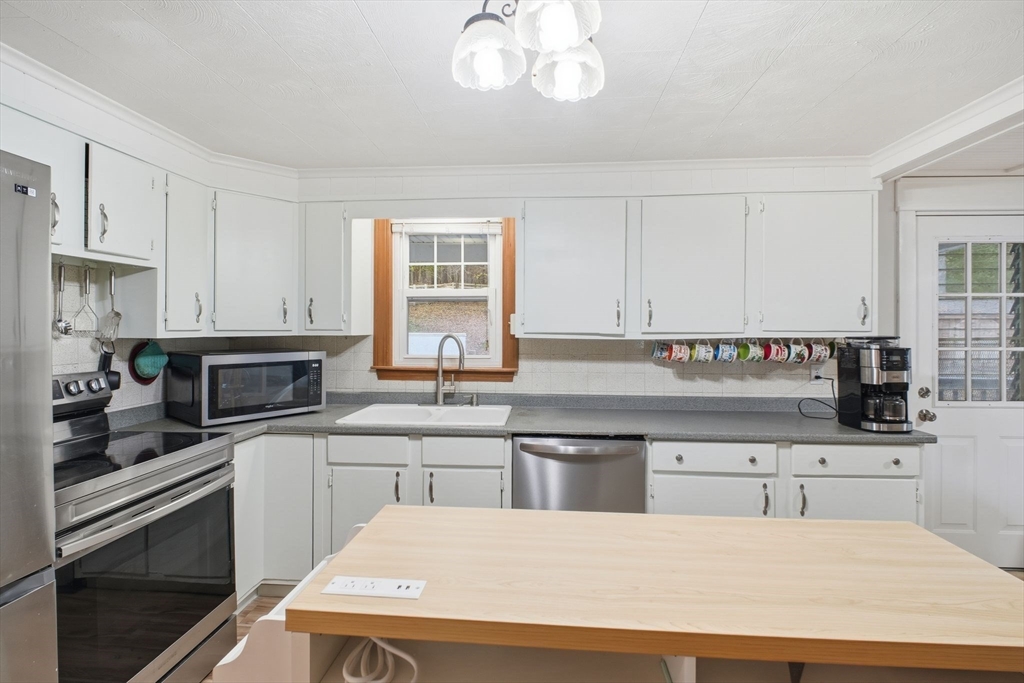 18 Mumford Road Sutton, MA 01590 - Photo 17 of 41 Gallery Image 17
