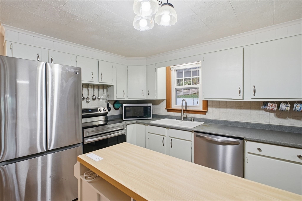 18 Mumford Road Sutton, MA 01590 - Photo 19 of 41 Gallery Image 19