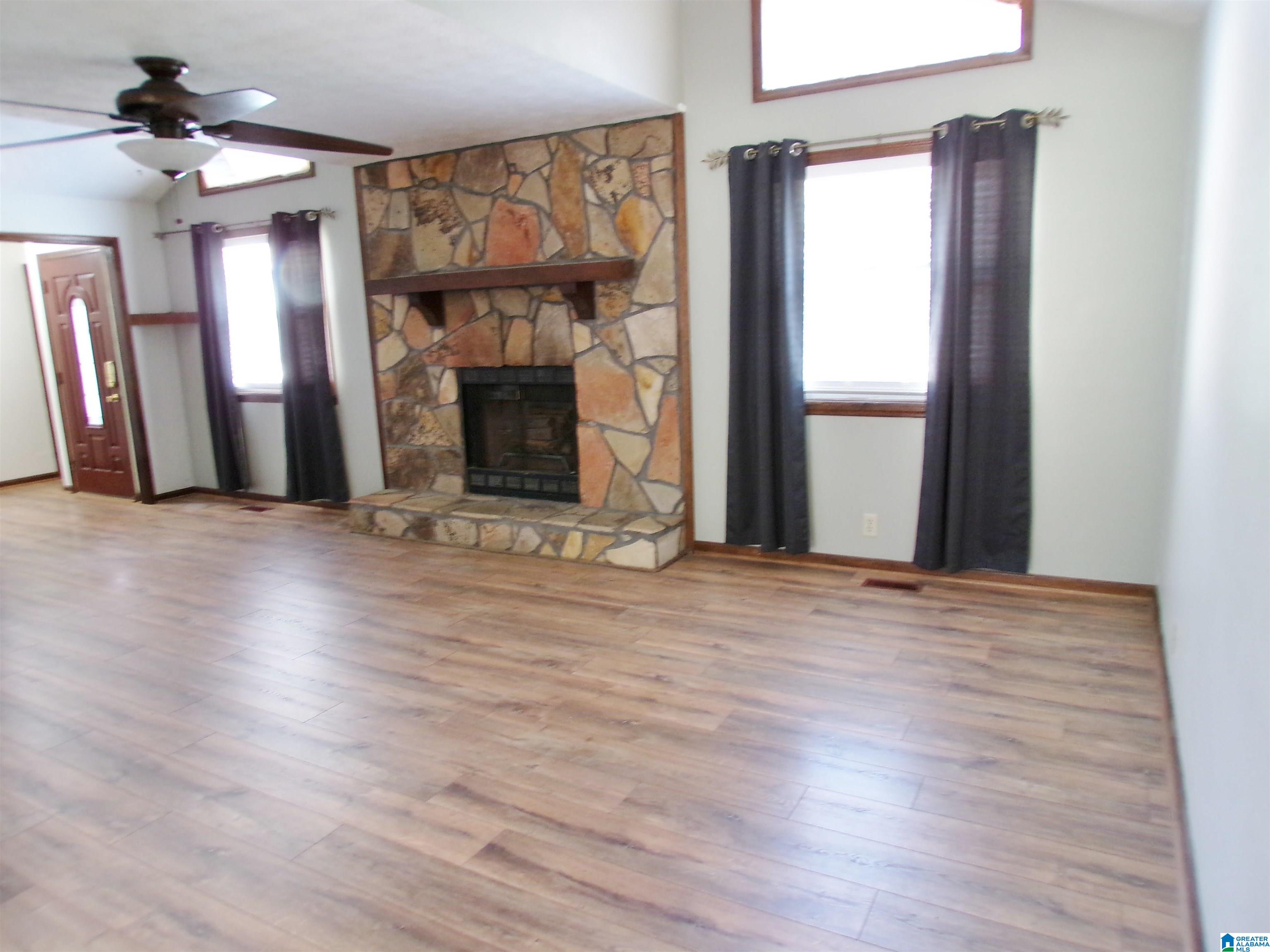 1707 Roundhill Road Weaver, AL 36277 - Photo 17 of 78