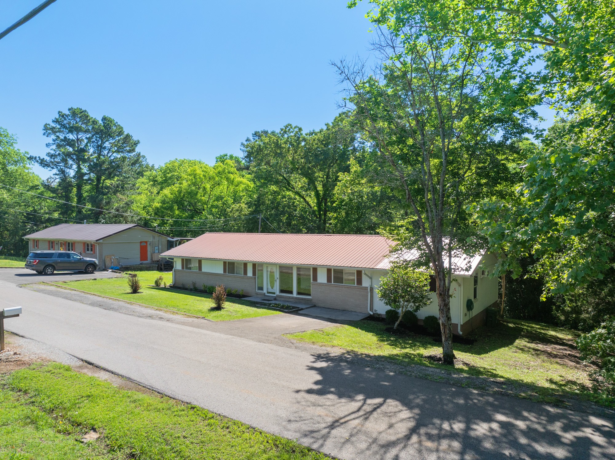53 Elm Street Decaturville, TN 38329 - Photo 3 of 44