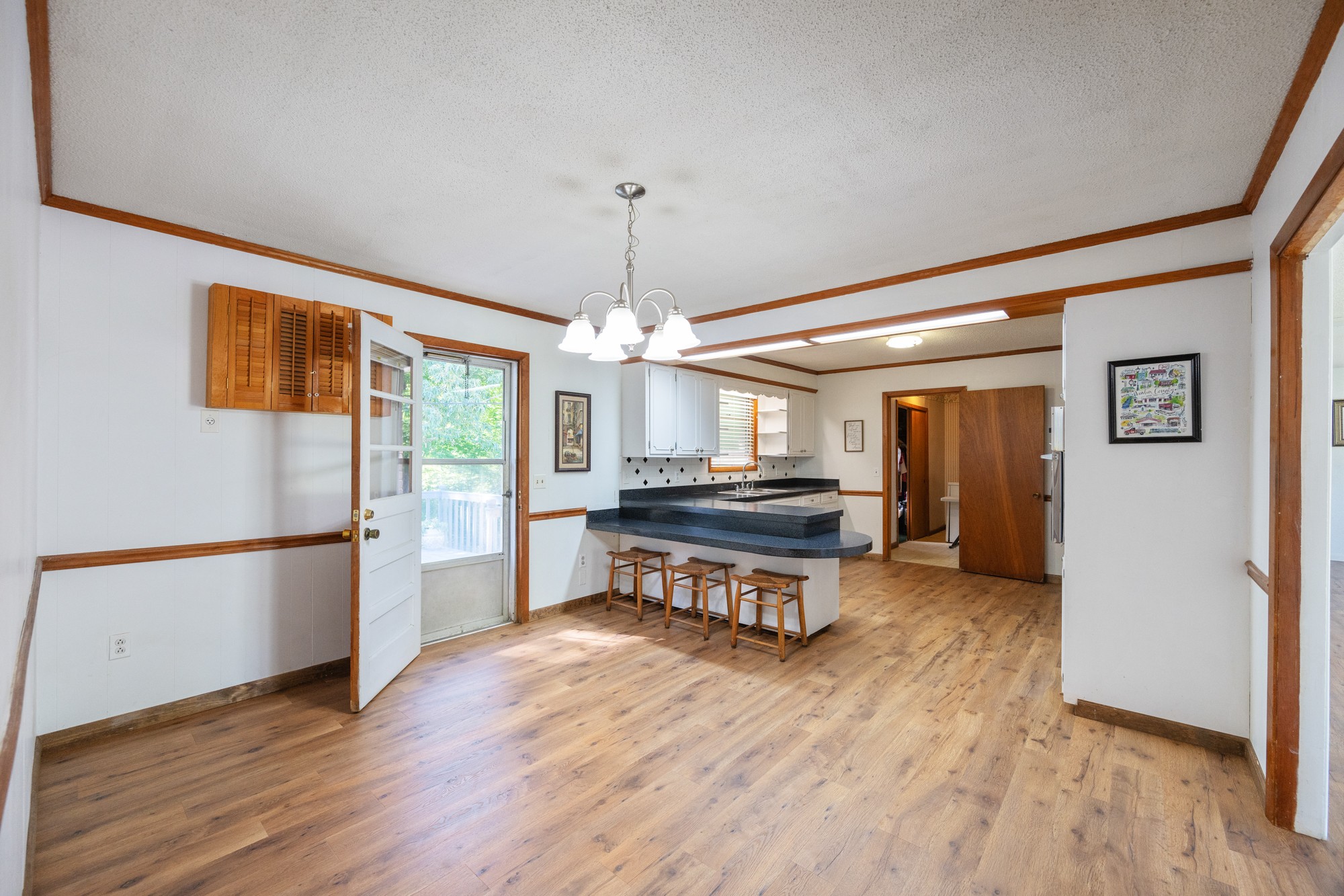 53 Elm Street Decaturville, TN 38329 - Photo 10 of 44