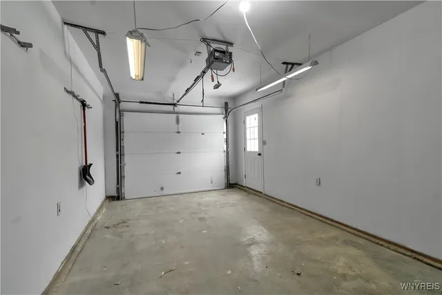 $275,000 | 4385 Twilight Lane, Hamburg, NY 14075