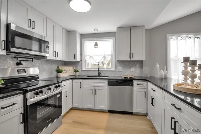 $275,000 | 4385 Twilight Lane, Hamburg, NY 14075