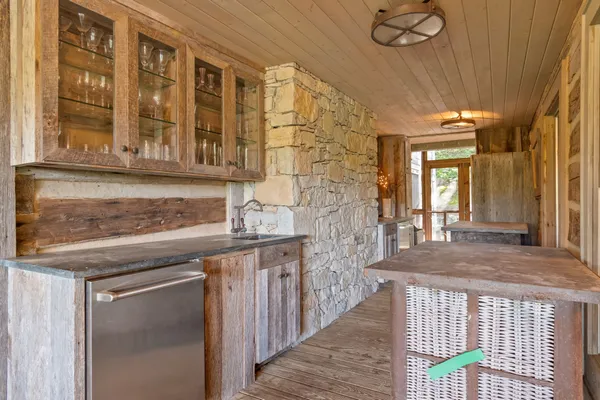 $2,950,000 | 658 Moore Road, Doyle, TN 38559