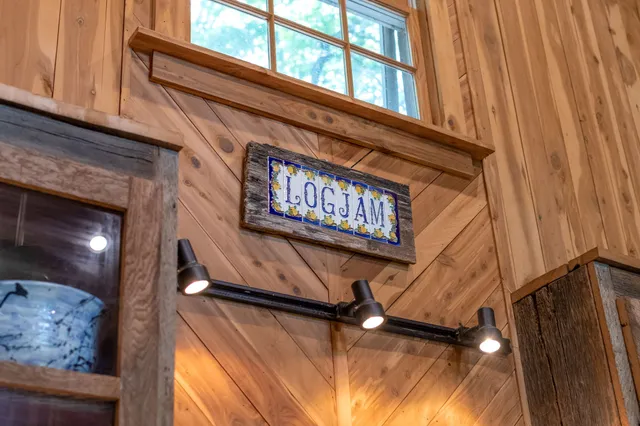 $3,495,000 | 658 Moore Road, Doyle, TN 38559