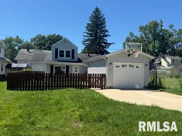 $95,000 | 2512 West Laura Avenue, West Peoria, IL 61604