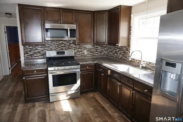 $280,000 | 411 Tolland Street, East Hartford, CT 06108