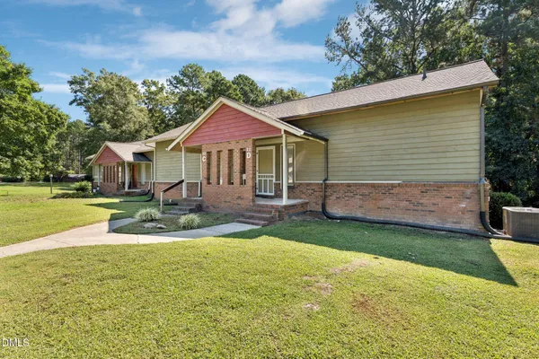 $438,000 | 22 Carriage Circle, Louisburg, NC 27549