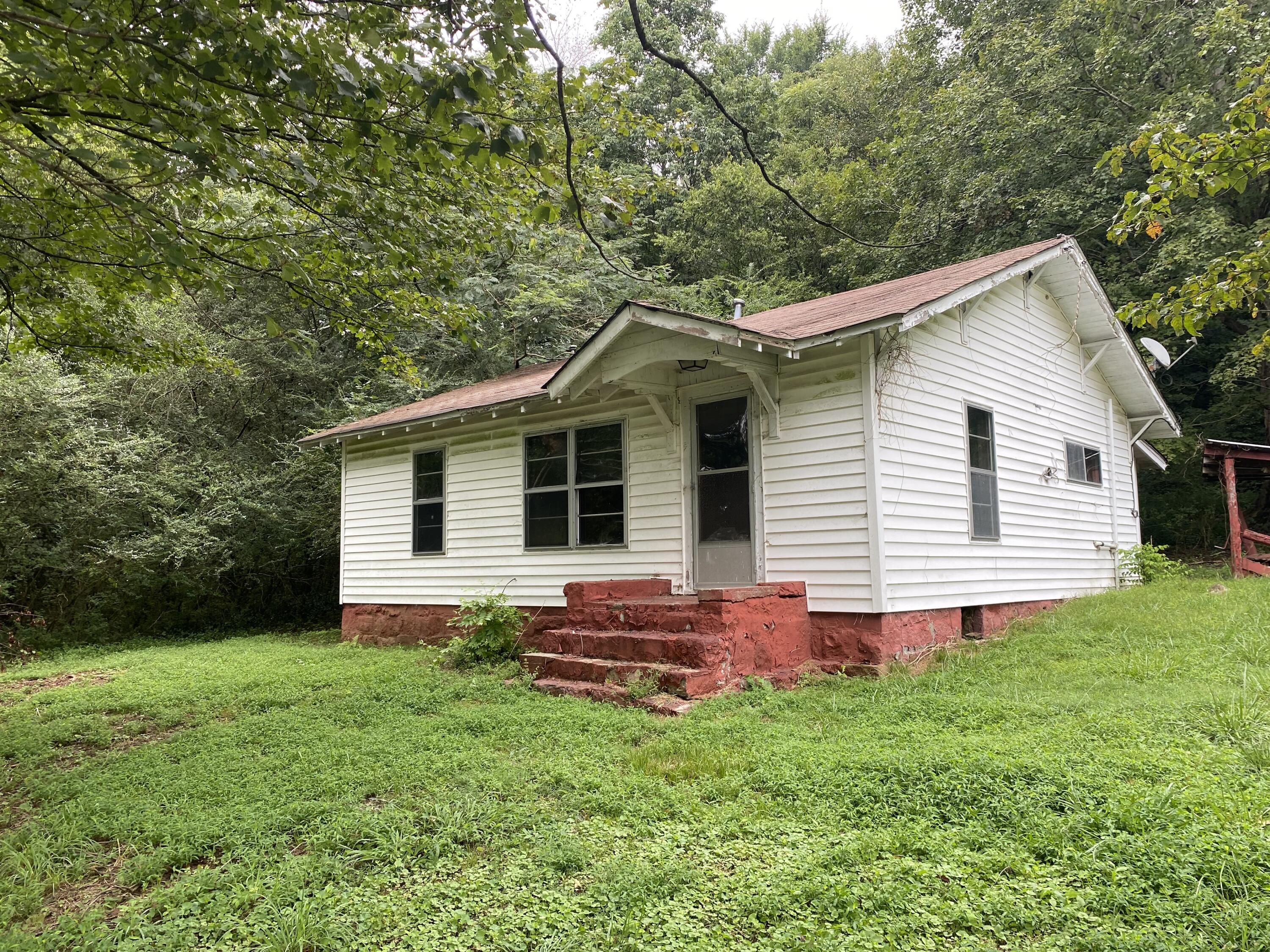 3865 West Cove Road Chickamauga, GA 30707 - Photo 1 of 5 3865 W Cove Rd, Chickamauga, GA