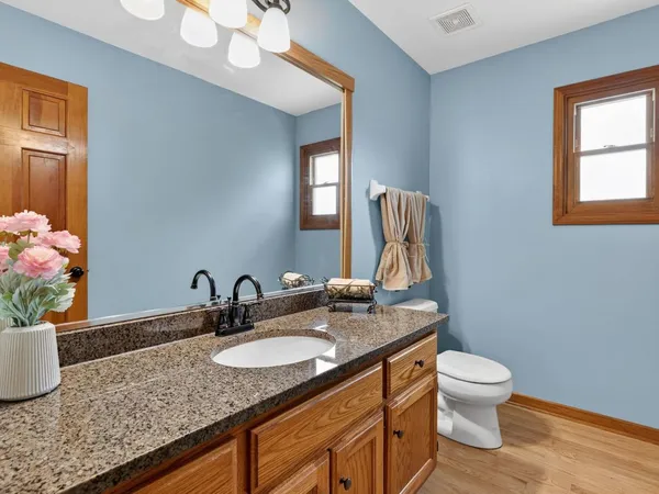 $600,000 | 3700 Charlemaine Drive, Aurora, IL 60504