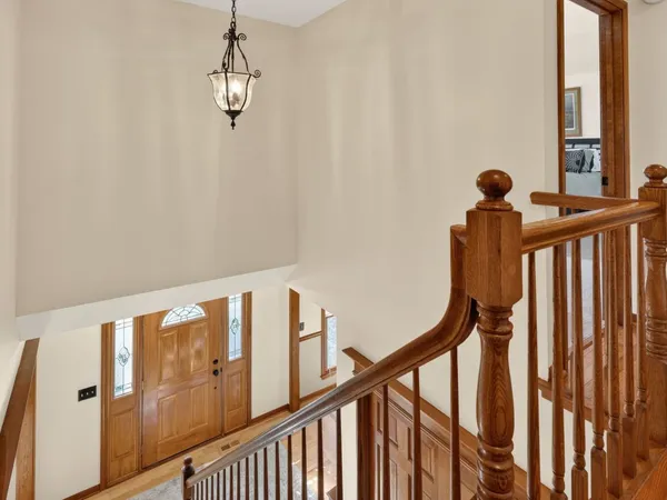 $600,000 | 3700 Charlemaine Drive, Aurora, IL 60504