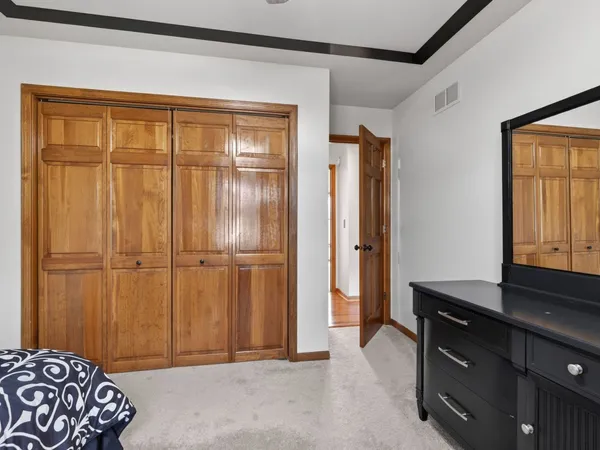 $600,000 | 3700 Charlemaine Drive, Aurora, IL 60504