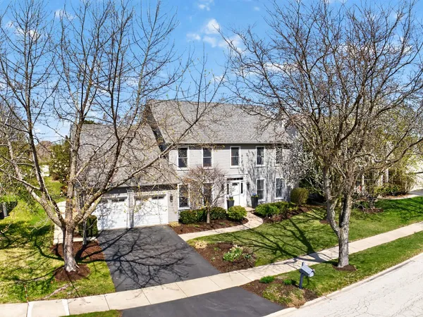 $600,000 | 3700 Charlemaine Drive, Aurora, IL 60504