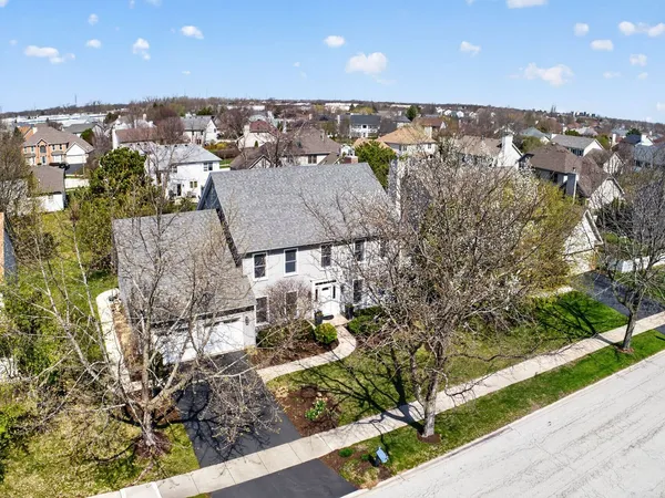 $600,000 | 3700 Charlemaine Drive, Aurora, IL 60504