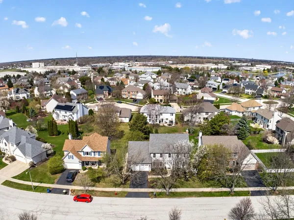 $600,000 | 3700 Charlemaine Drive, Aurora, IL 60504