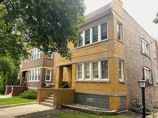 $449,900 | 1909 Wesley Avenue, Berwyn, IL 60402