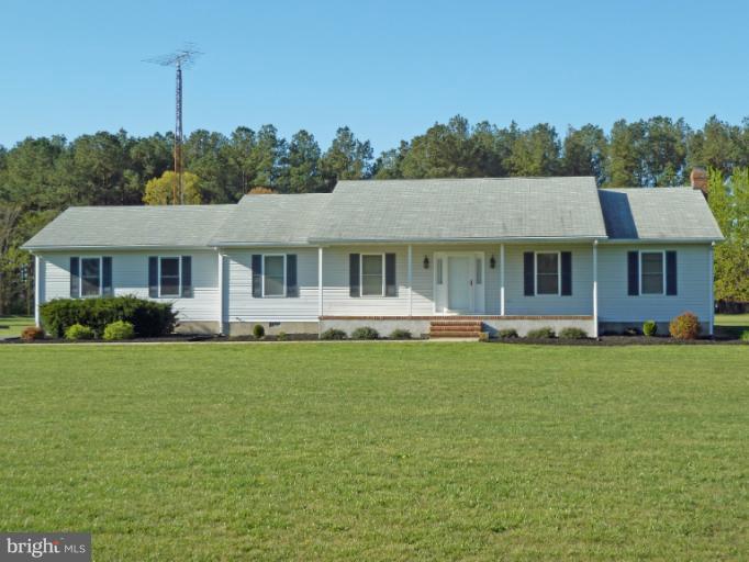 1020 Wagner Point Road Cambridge, MD 21613 - Photo 13 of 26 Exterior (Front)