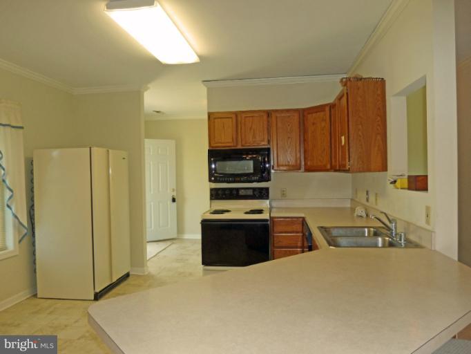 1020 Wagner Point Road Cambridge, MD 21613 - Photo 14 of 26 Kitchen