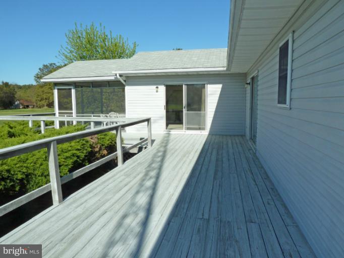 1020 Wagner Point Road Cambridge, MD 21613 - Photo 9 of 26 Deck