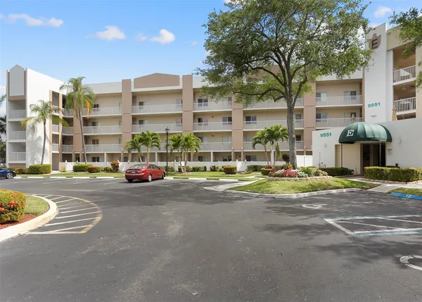 $188,000 | 9551 Weldon Circle, Unit 404, Fort Lauderdale, FL 33321