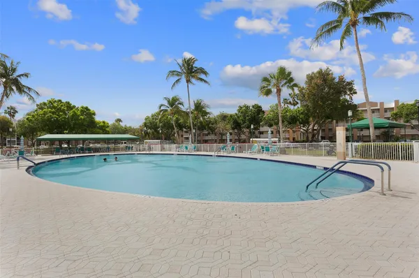 $188,000 | 9551 Weldon Circle, Unit 404, Fort Lauderdale, FL 33321