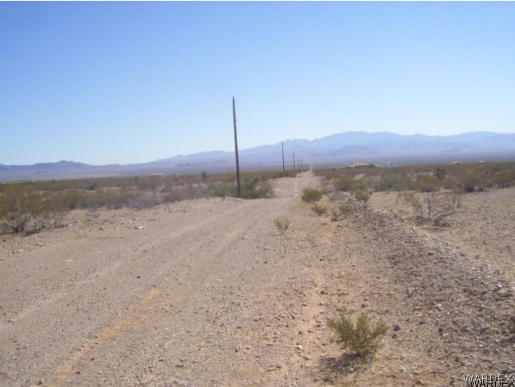 0 South Peridot Road Golden Valley, AZ 86413 - Photo 3 of 4