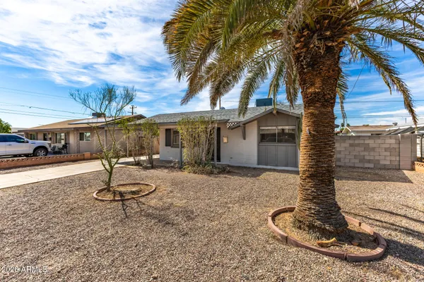 $227,500 | 12434 North 111th Drive, Youngtown, AZ 85363