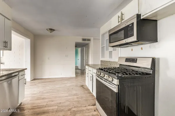 $227,500 | 12434 North 111th Drive, Youngtown, AZ 85363