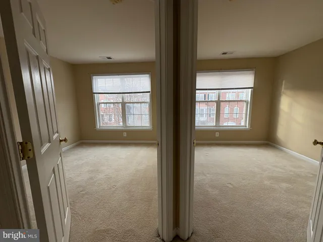 $3,000 | 8935 Singleleaf Circle, Lorton, VA 22079