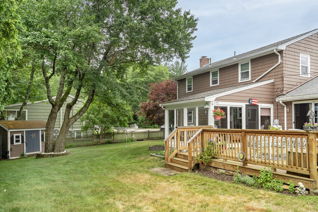 4 Roch Circle Brockton, MA 02301 - Photo 5 of 32