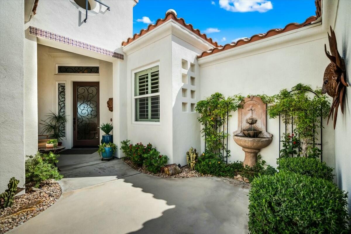 82 Vía Las Flores Rancho Mirage, CA 92270 - Photo 11 of 56 tempImagePy735C