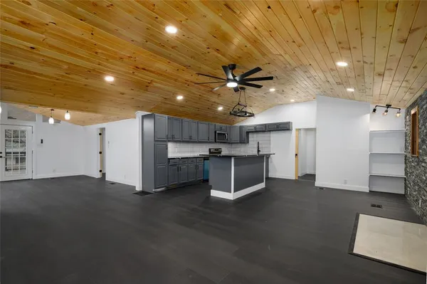 $2,550 | 491 Black Forest Drive, Pottsboro, TX 75076