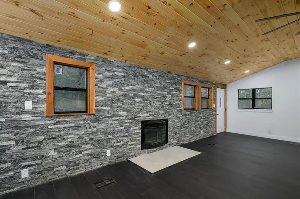 $2,550 | 491 Black Forest Drive, Pottsboro, TX 75076