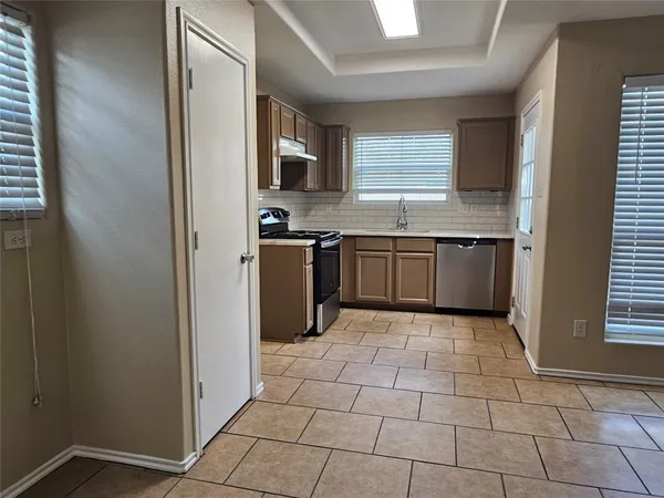 $1,600 | 500 Birch Cluster Court, Conroe, TX 77301