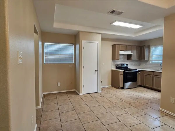 $1,600 | 500 Birch Cluster Court, Conroe, TX 77301