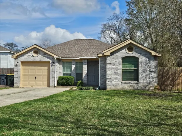 $1,600 | 500 Birch Cluster Court, Conroe, TX 77301