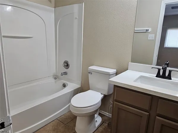 $1,600 | 500 Birch Cluster Court, Conroe, TX 77301