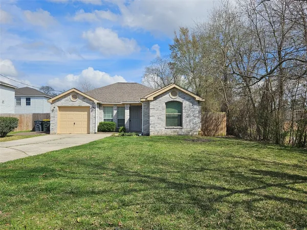 $1,600 | 500 Birch Cluster Court, Conroe, TX 77301