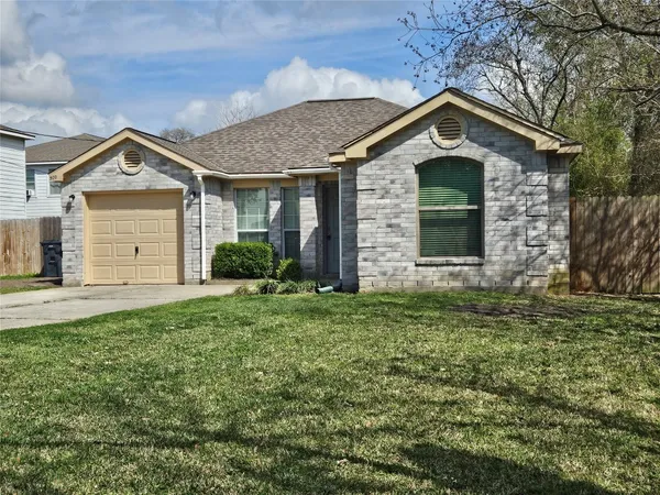$1,600 | 500 Birch Cluster Court, Conroe, TX 77301