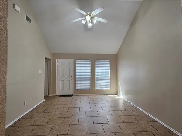 $1,600 | 500 Birch Cluster Court, Conroe, TX 77301