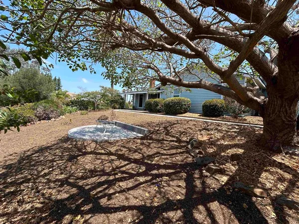 $995,000 | 1643 Mesa Verde Drive, Vista, CA 92084